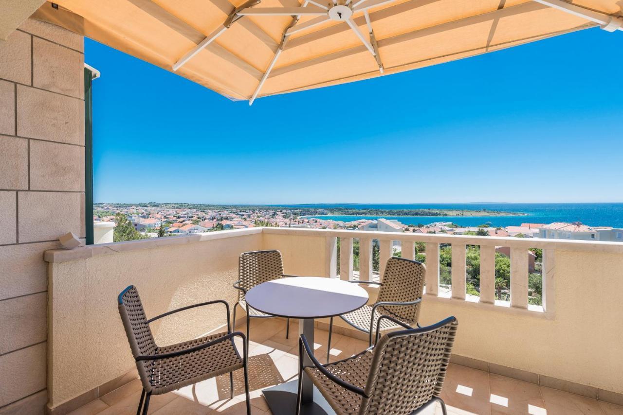 Apartamento Kings View Sarkic Novalja Exterior foto